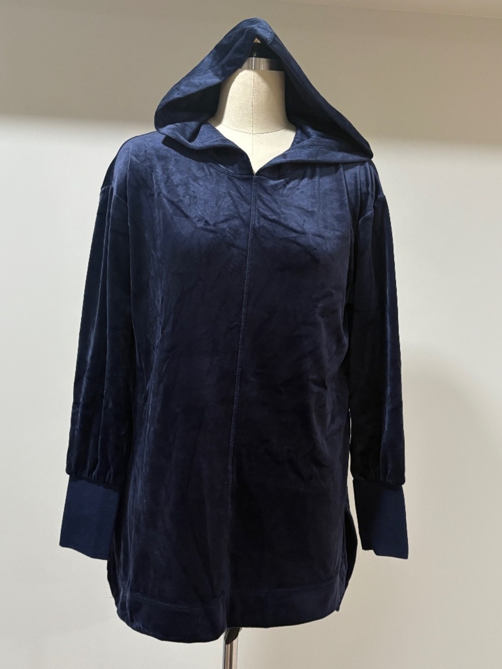 Navy Blue Chico's Zenergy Velour Hooded Tunic Top - Size 0 (Small, 4/6) So Cozy